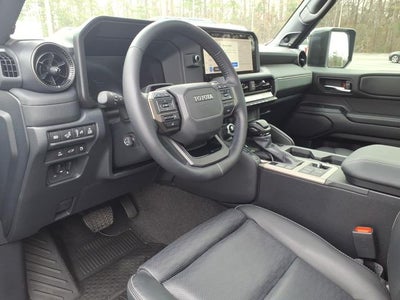 2025 Toyota Land Cruiser Premium