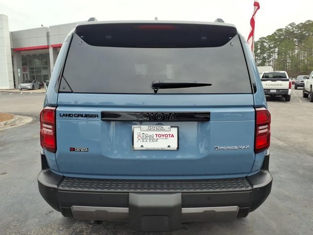 2025 Toyota Land Cruiser Premium