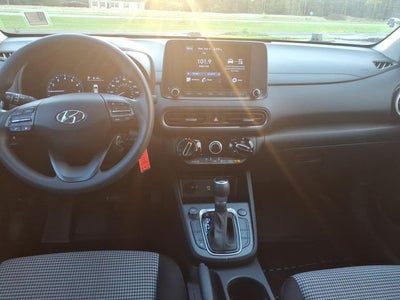 2022 Hyundai Kona SE