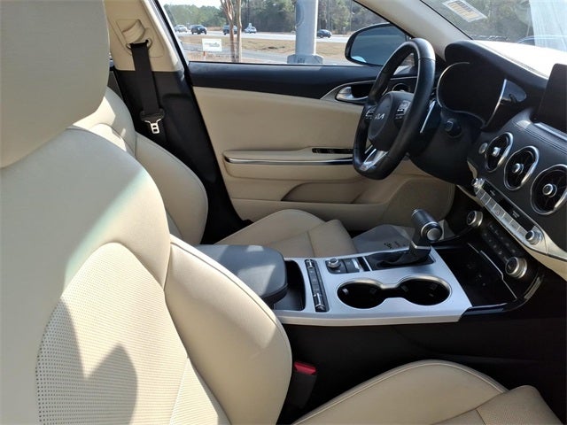 2022 Kia Stinger GT1