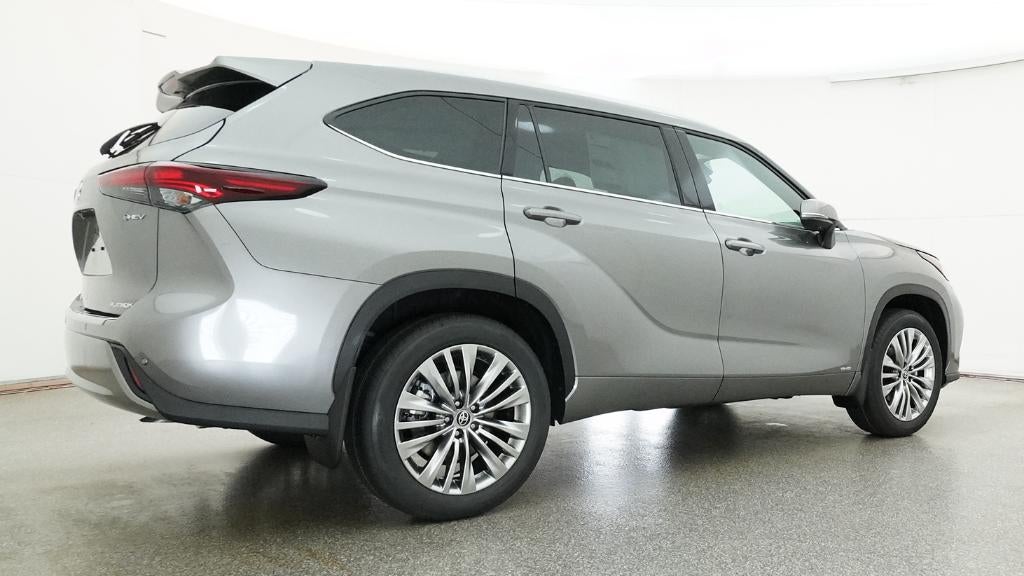 2026 Toyota Highlander Hybrid Hybrid Platinum