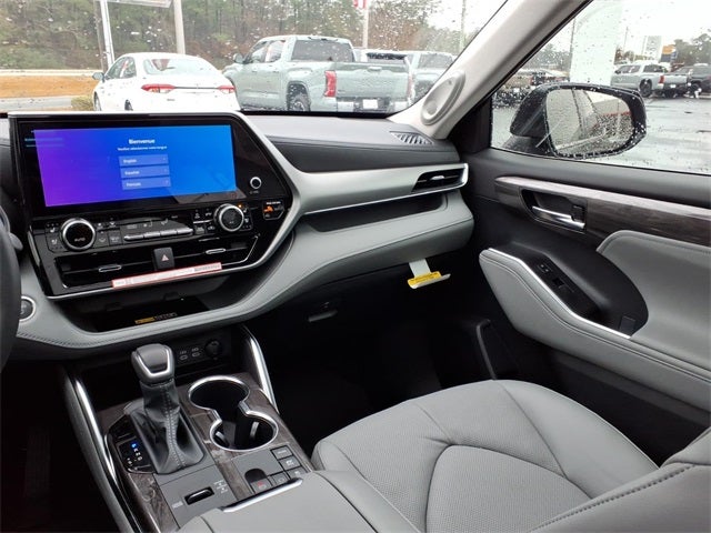 2026 Toyota Highlander Hybrid Hybrid Platinum