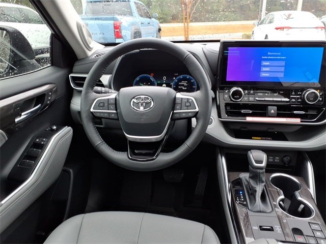 2026 Toyota Highlander Hybrid Hybrid Platinum