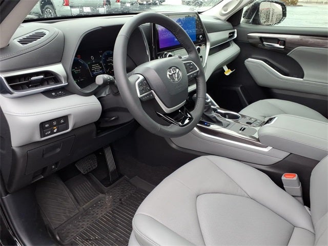 2026 Toyota Highlander Hybrid Hybrid Platinum