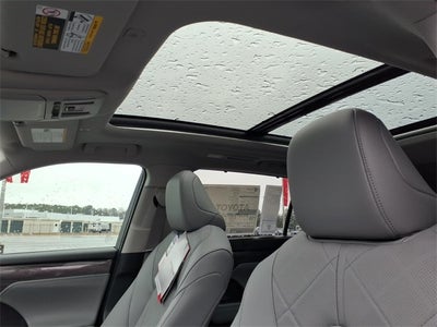 2026 Toyota Highlander Hybrid Hybrid Platinum