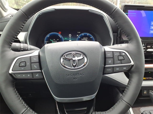 2026 Toyota Highlander Hybrid Hybrid Platinum