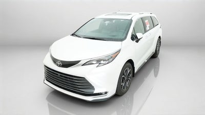 2026 Toyota Sienna Platinum