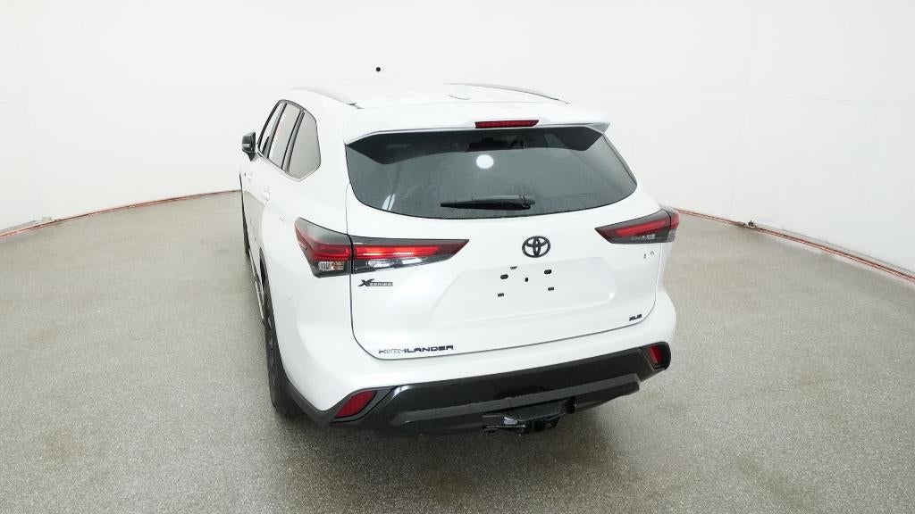 2026 Toyota Highlander Hybrid Hybrid XLE