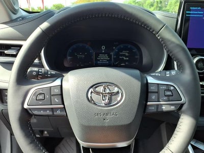 2026 Toyota Highlander 8 Passenger