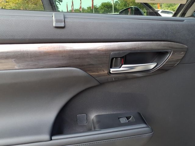 2026 Toyota Highlander 8 Passenger