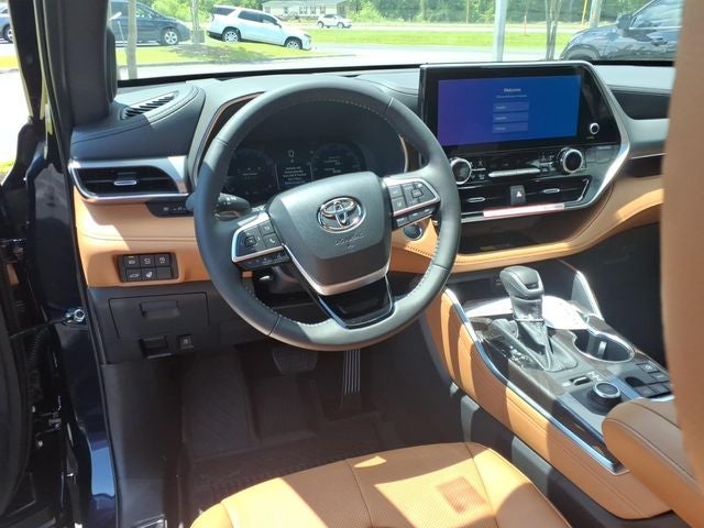 2026 Toyota Highlander Platinum
