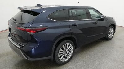 2026 Toyota Highlander Platinum