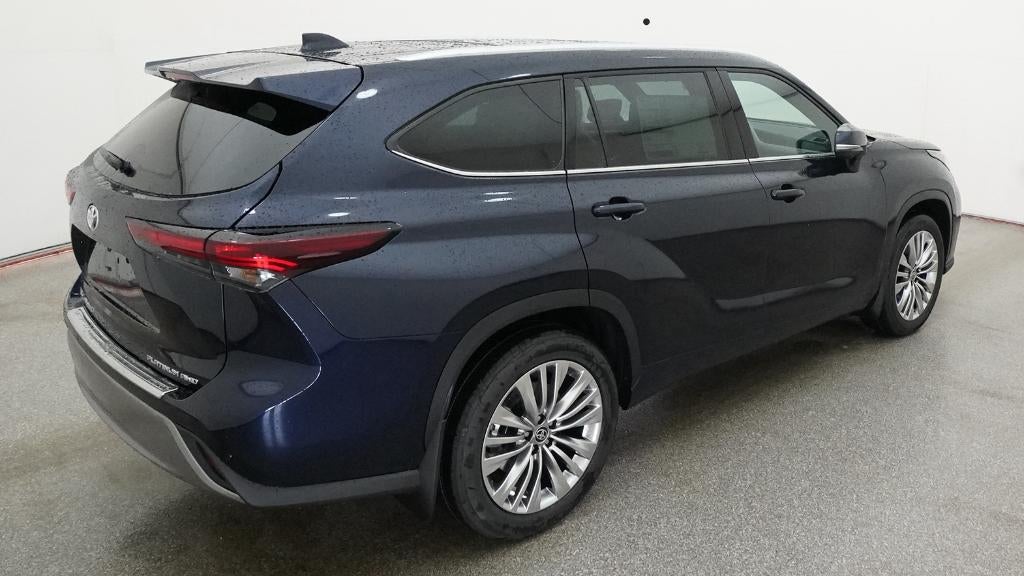 2026 Toyota Highlander Platinum