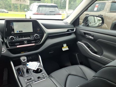 2026 Toyota Highlander XLE