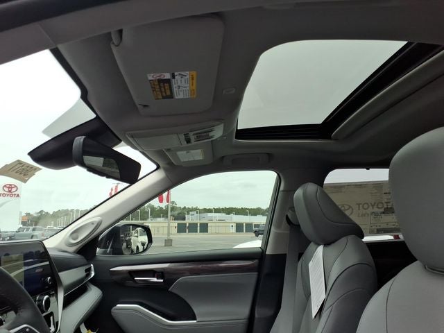 2026 Toyota Highlander Limited