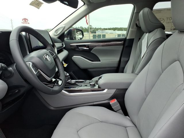 2026 Toyota Highlander Limited
