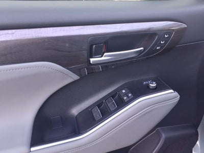 2026 Toyota Highlander Limited