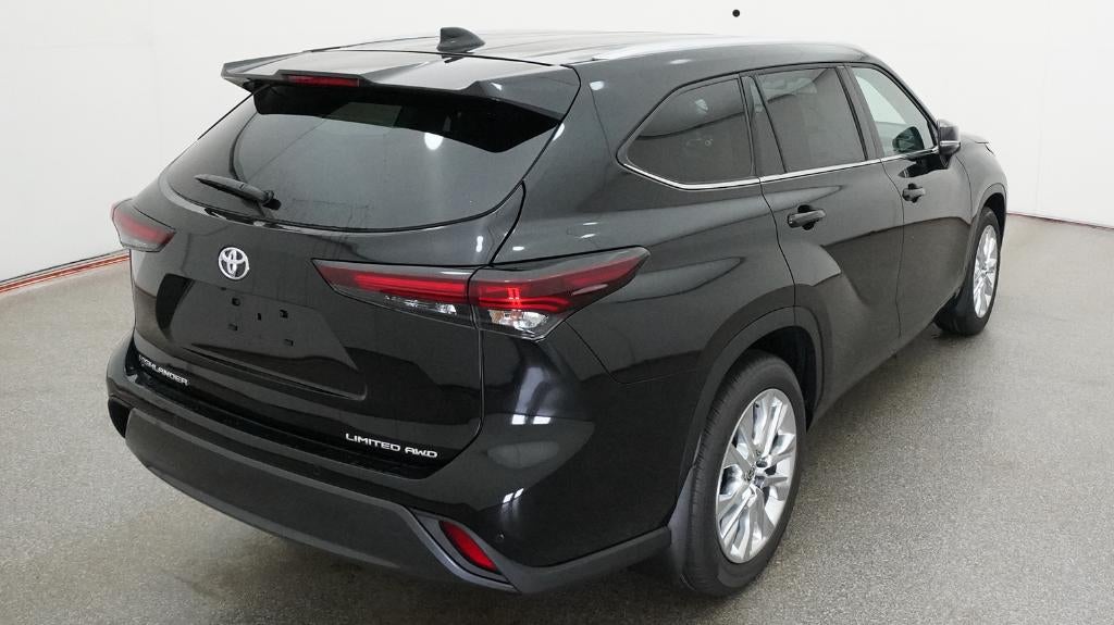2026 Toyota Highlander Limited