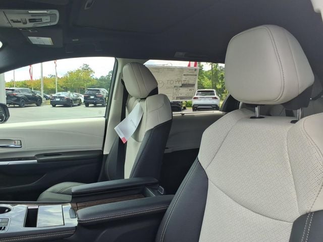 2026 Toyota Sienna Limited 7 Passenger