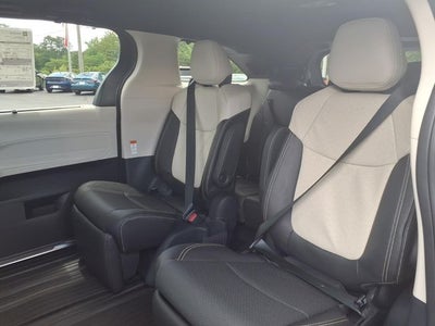 2026 Toyota Sienna Limited 7 Passenger