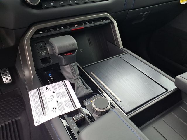 2026 Toyota Tundra i-FORCE MAX Platinum i-FORCE MAX