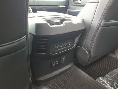 2026 Toyota Tundra i-FORCE MAX Platinum i-FORCE MAX