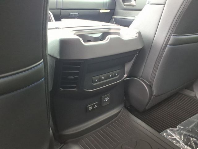 2026 Toyota Tundra i-FORCE MAX Platinum i-FORCE MAX