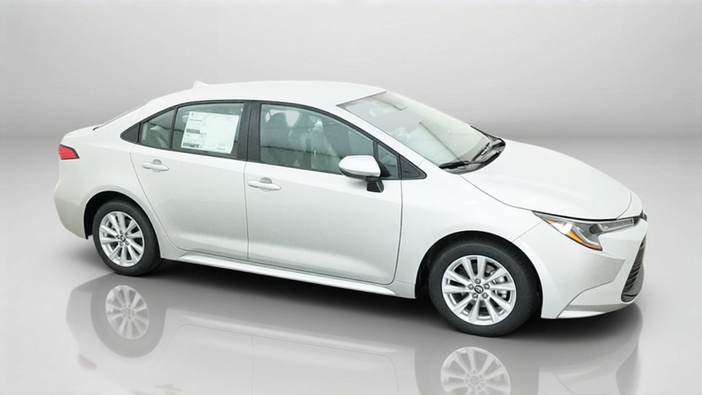 2027 Toyota Corolla LE
