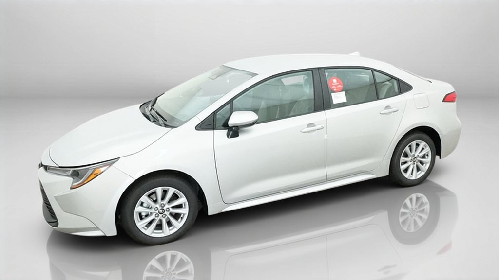 2027 Toyota Corolla LE