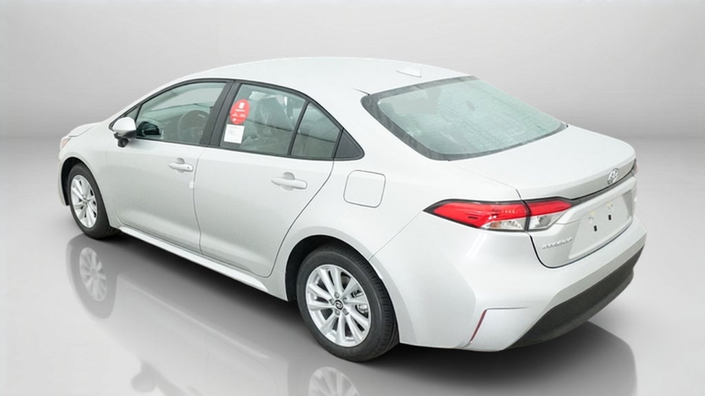 2027 Toyota Corolla LE