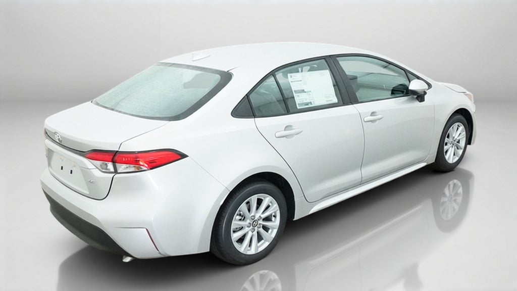 2027 Toyota Corolla LE