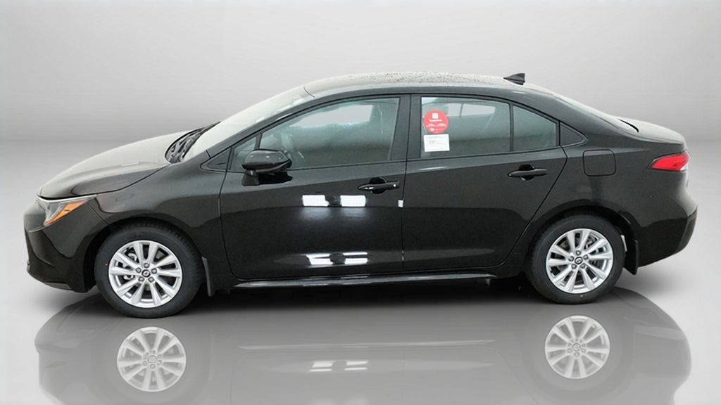 2027 Toyota Corolla LE