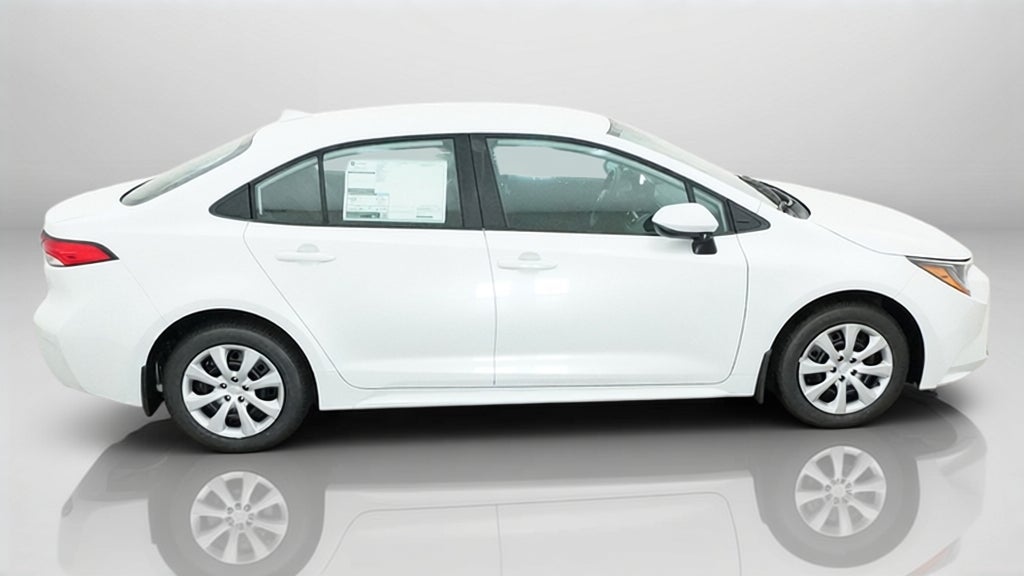 2027 Toyota Corolla LE
