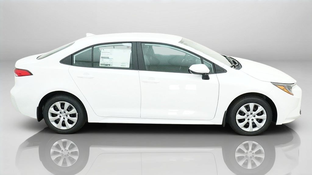 2027 Toyota Corolla LE