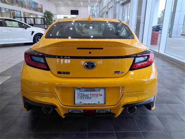 2026 Toyota GR86 GR86 Yuzu Edition