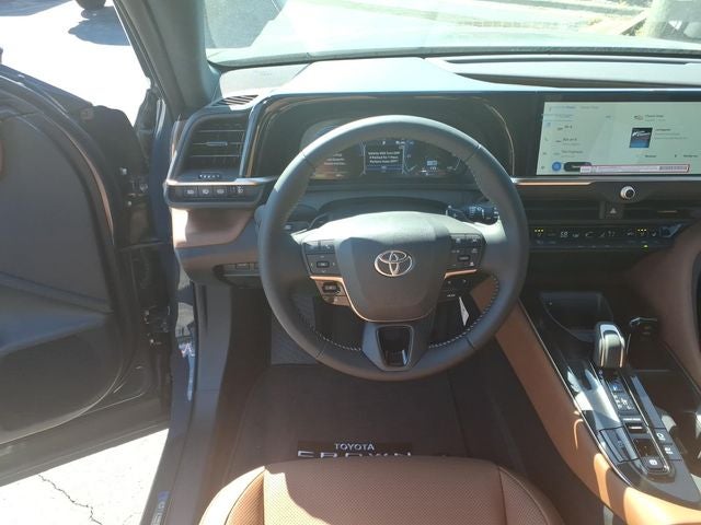2026 Toyota Toyota Crown Signia XLE