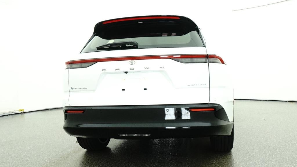 2026 Toyota Toyota Crown Signia Limited