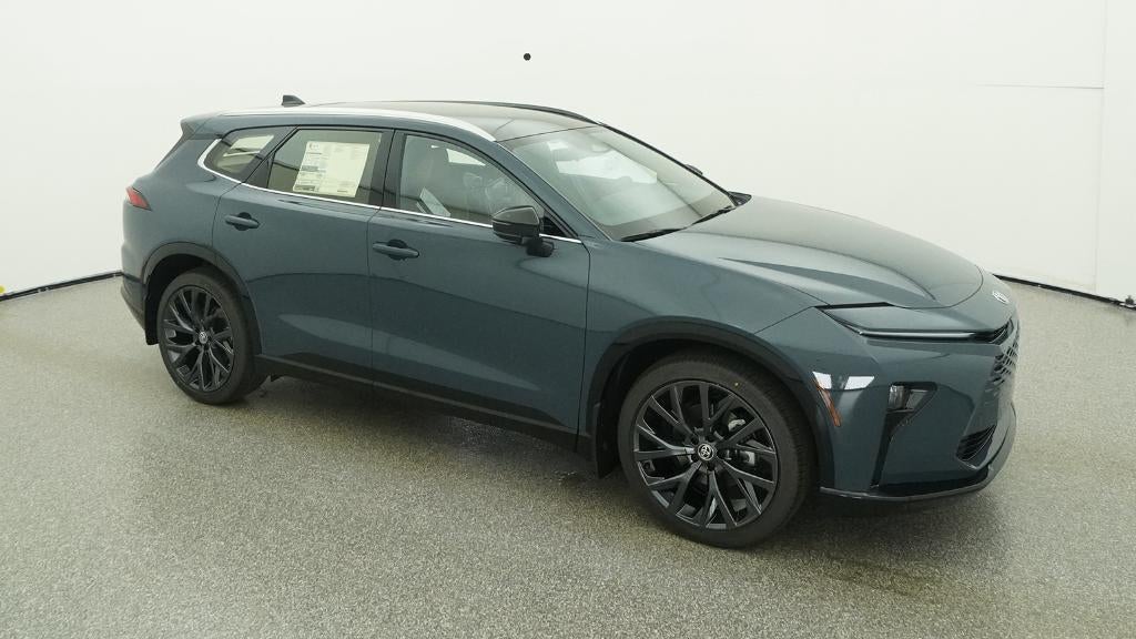 2026 Toyota Toyota Crown Signia Limited