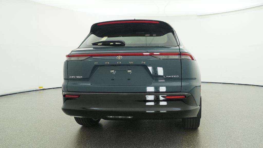 2026 Toyota Toyota Crown Signia Limited