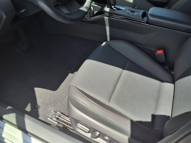 2025 Toyota Prius Plug-in Hybrid XSE