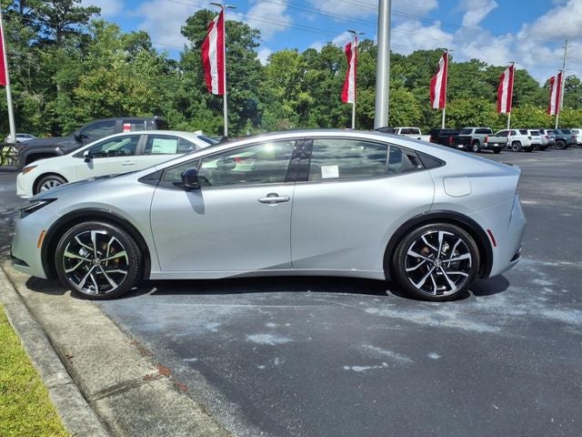 2025 Toyota Prius Plug-in Hybrid XSE