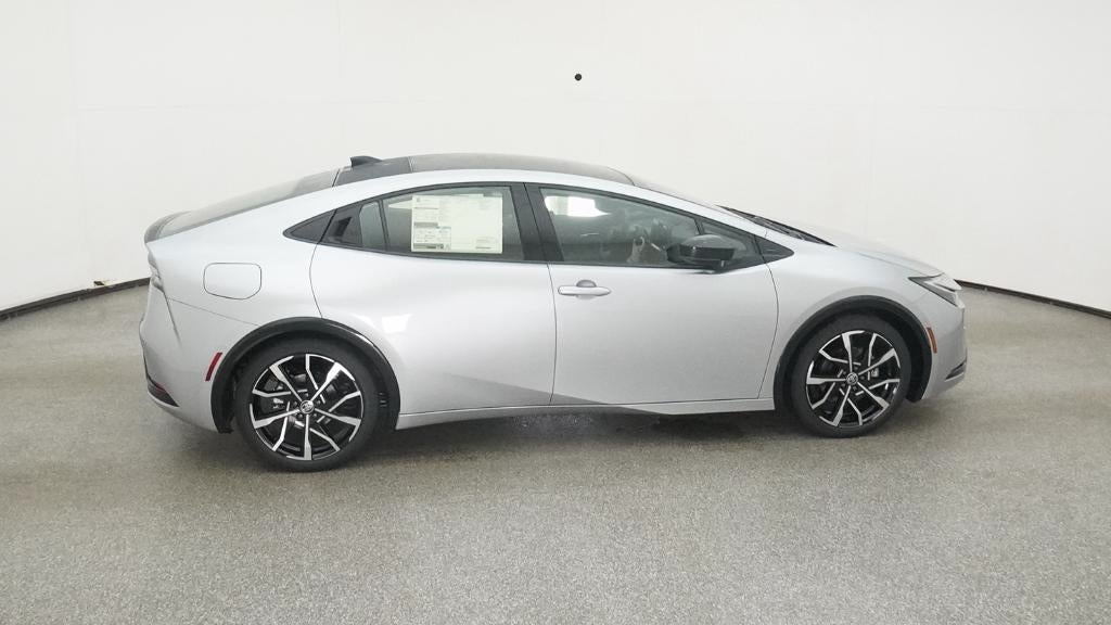 2025 Toyota Prius Plug-in Hybrid XSE