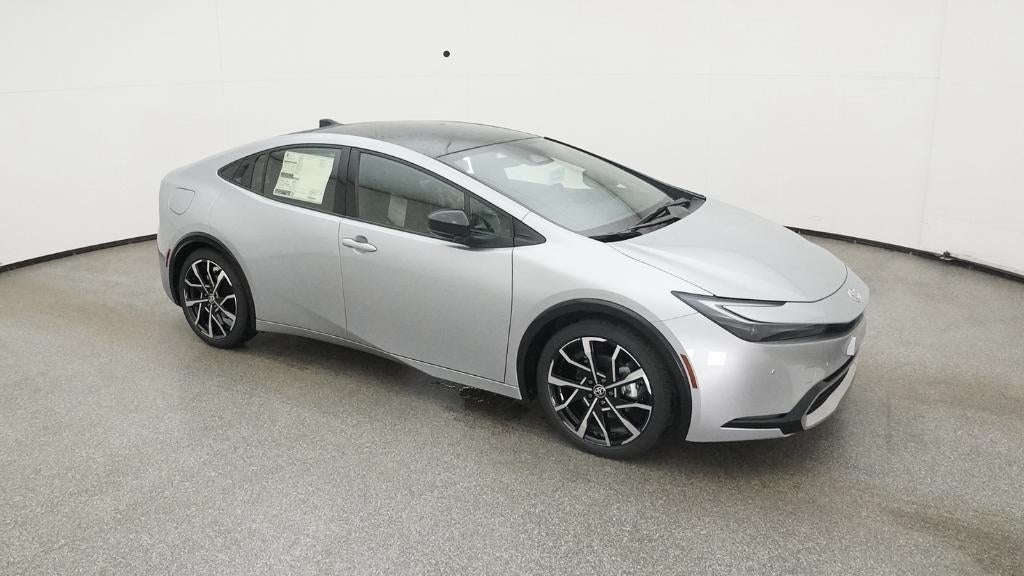 2025 Toyota Prius Plug-in Hybrid XSE