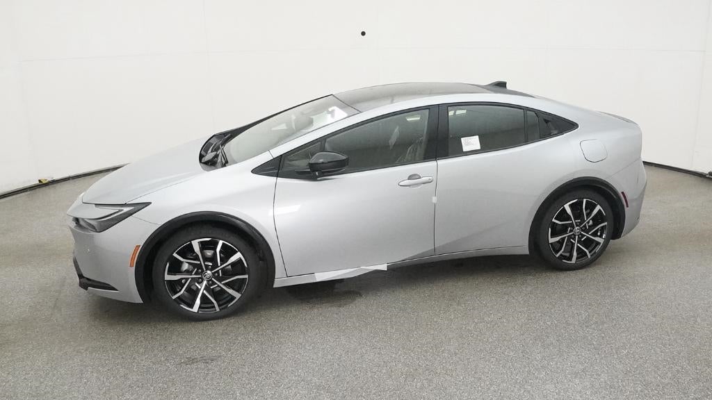 2025 Toyota Prius Plug-in Hybrid XSE