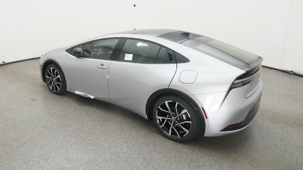 2025 Toyota Prius Plug-in Hybrid XSE