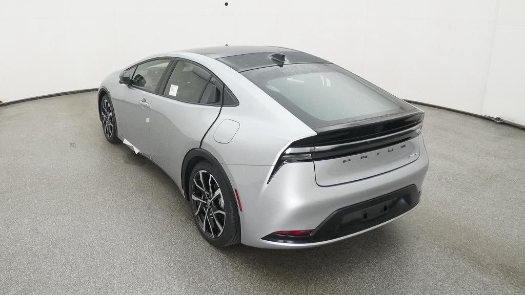 2025 Toyota Prius Plug-in Hybrid XSE