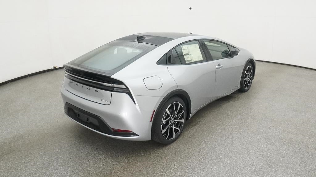2025 Toyota Prius Plug-in Hybrid XSE