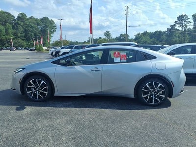 2027 Toyota Prius Plug-in Hybrid XSE