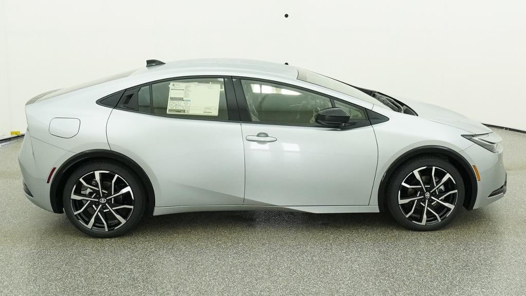 2027 Toyota Prius Plug-in Hybrid XSE