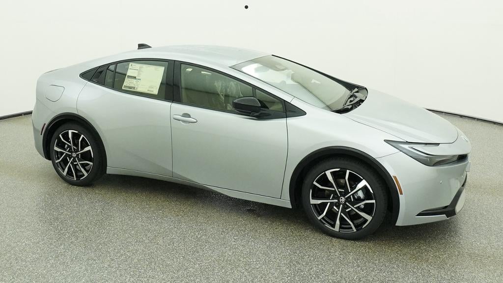 2027 Toyota Prius Plug-in Hybrid XSE